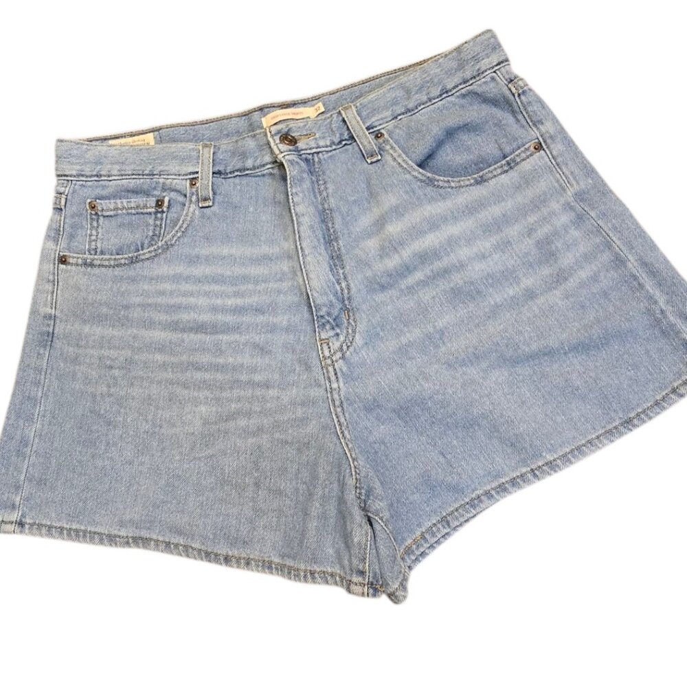 Women's LEVI'S Jean Shorts size 32" W